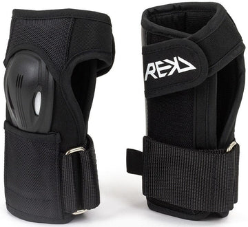The REKD Pro Skate Protection Wrist Guards – Black feature an ergonomic design that offers optimal support and comfort for extreme sports enthusiasts. These wrist braces by REKD are perfect for athletes looking for protection without sacrificing mobility.