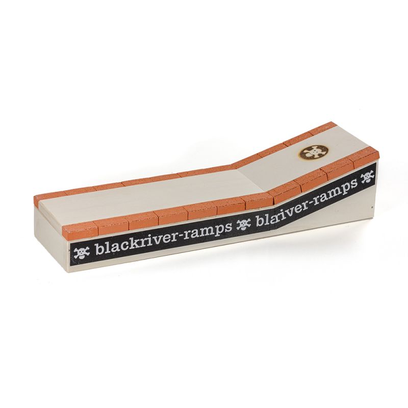 Blackriver Fingerboard Brick Curb
