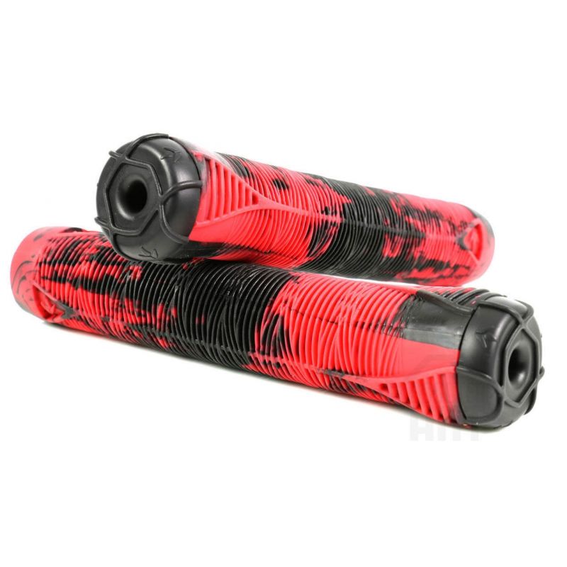 Blunt Envy Red / Black Flangeless V2 Scooter Bar Grips with Aluminium / Steel Bar Ends – 160mm
