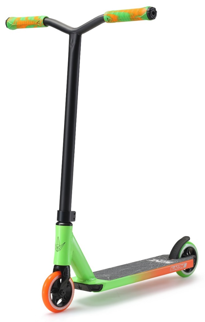 An image of Blunt Envy One S3 Stunt Scooter - Green / Orange