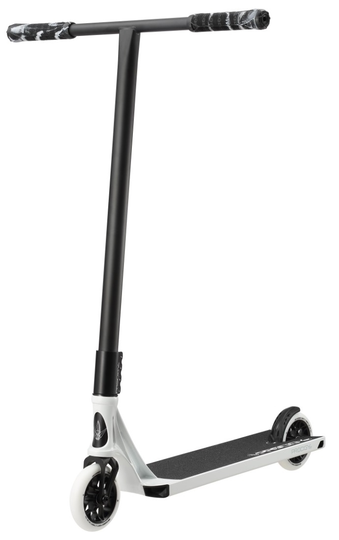 An image of Blunt Envy Prodigy X Street Edition Complete Stunt Scooter - White